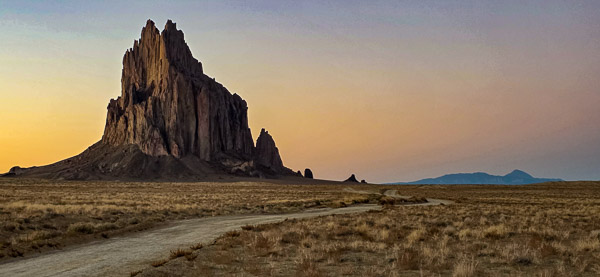 Shiprock (Tsé Bitʼaʼ)